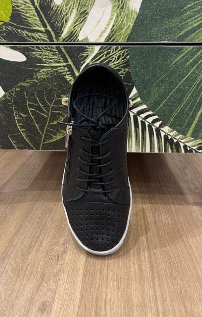 Cabello Sneaker Black